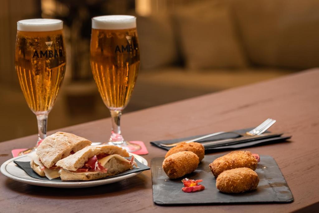 Hotel Don Jaime 54 - Resim 39