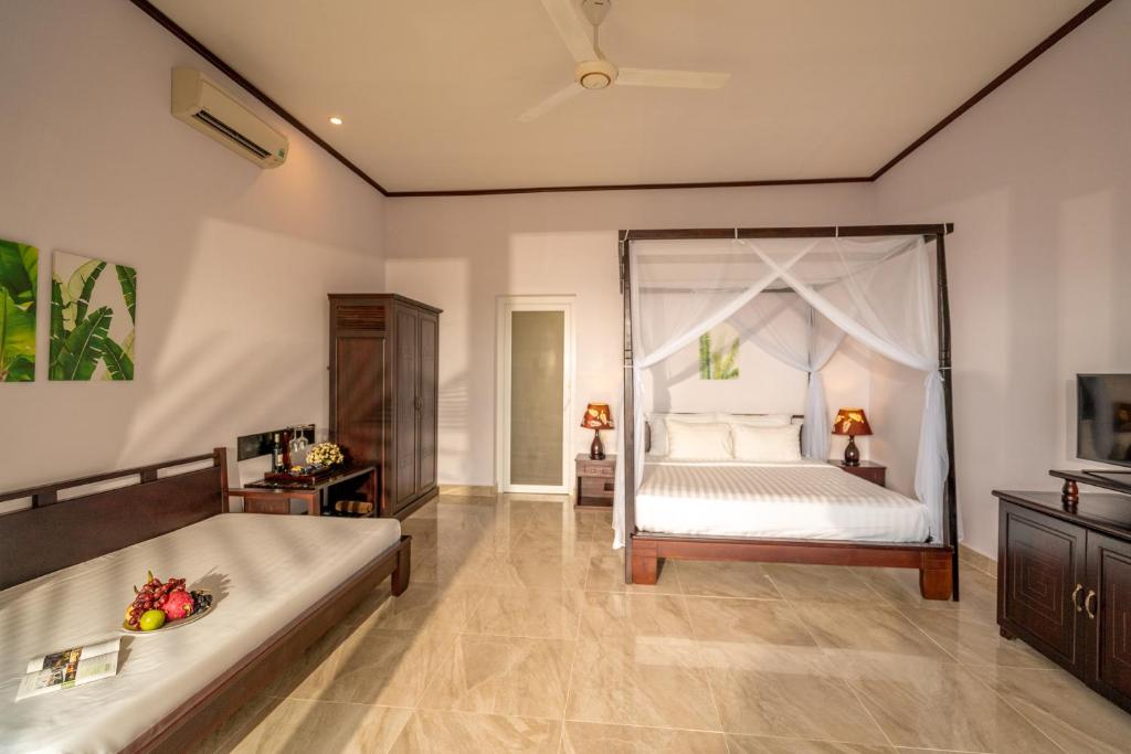 Sea Sense Resort - 16