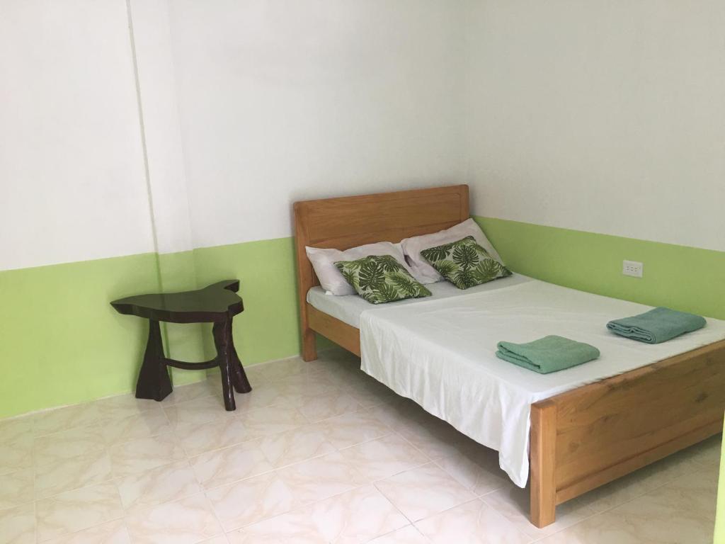 Kang-JoLu's Camotes Homestay - 带私人浴室的双人间