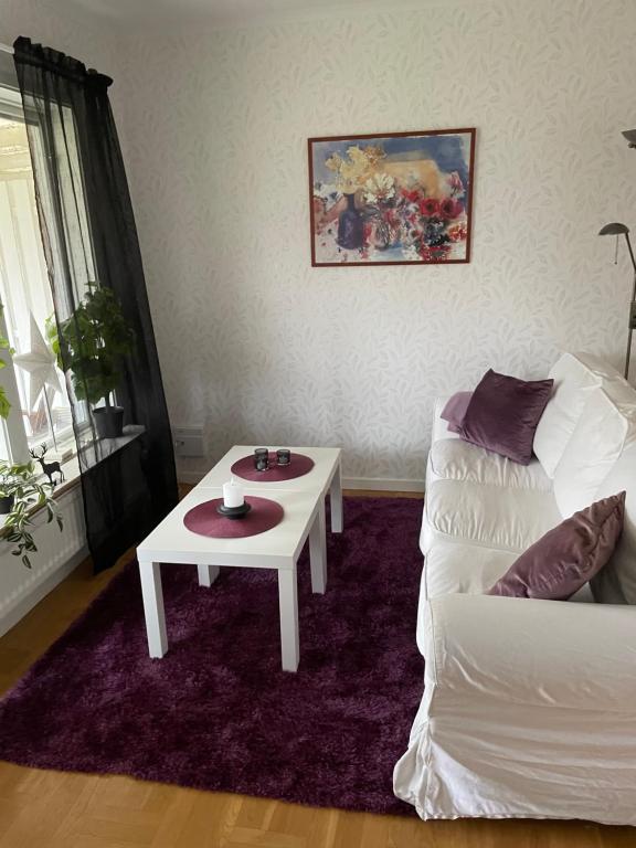 Postel nebo postele na pokoji v ubytování Lövåsen