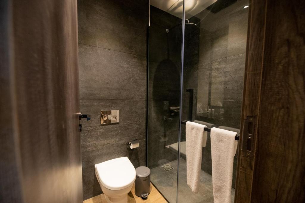Koupelna v ubytování Sincerely Yours Suites & Serviced Apartments