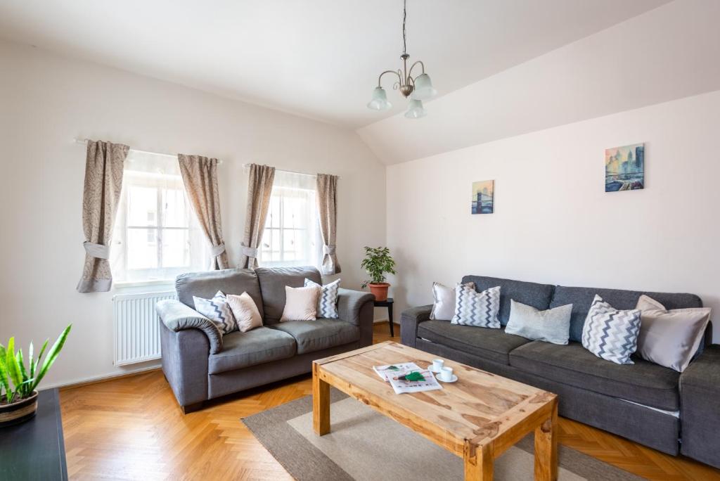 St. George Apartments - Two-Bedroom Apartment