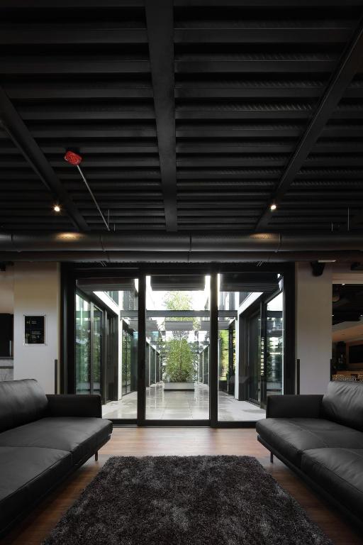 VERSOVERDE HOTEL Alzaia Naviglio Grande - Resim 10