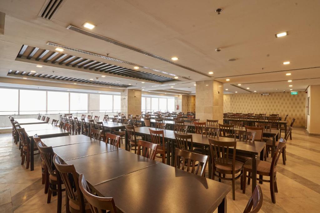 Restaurace v ubytování Al Hidayah Towers Hotel