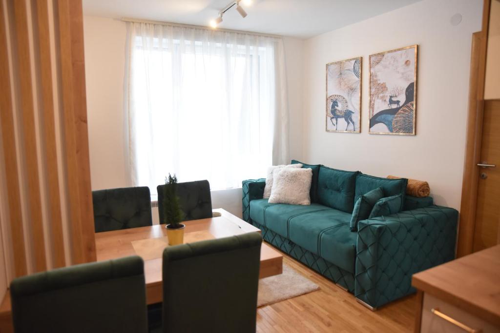 Posezení v ubytování Apartman LUCIJA 9D57 Kraljevi Cardaci