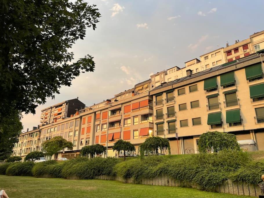 Budova, v ktorej sa apartmán nachádza