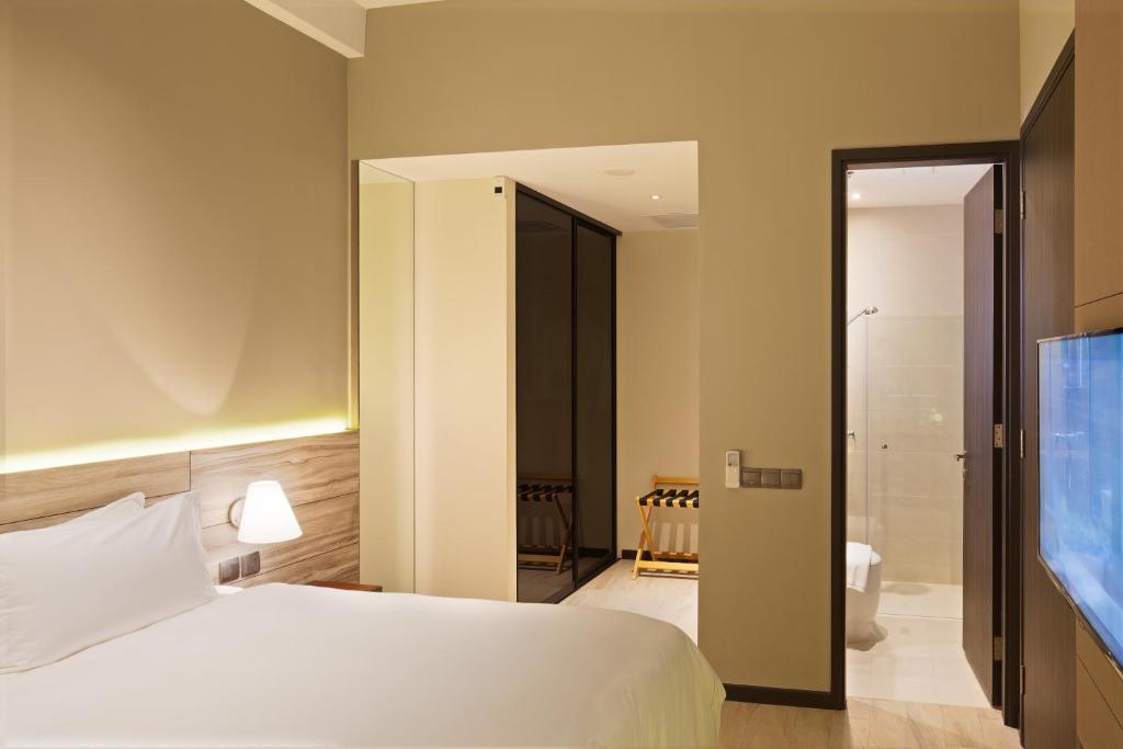 Louis Kienne Serviced Residences - Havelock - Two-Bedroom Apartment