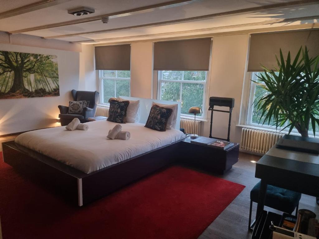 Hotel Oldenburg - Deluxe Double Room с ванной