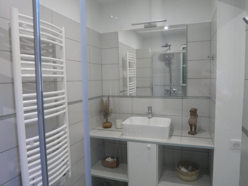 Bâtisse en pierre XVII siècle 115 M² avec terrasse - Villa De Dos Dormitorios