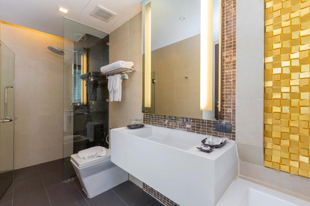 The Charm Resort Phuket - SHA Certified - Executive Suite
