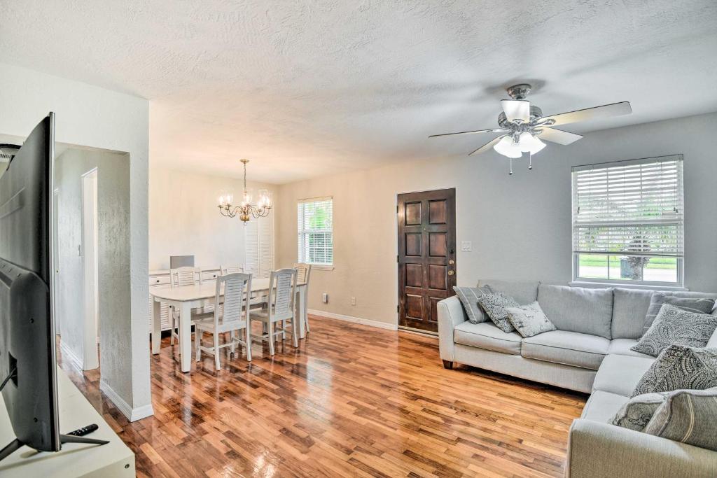 Ormond Beach Home with Yard, Steps to Ocean!, Ormond Beach (updated