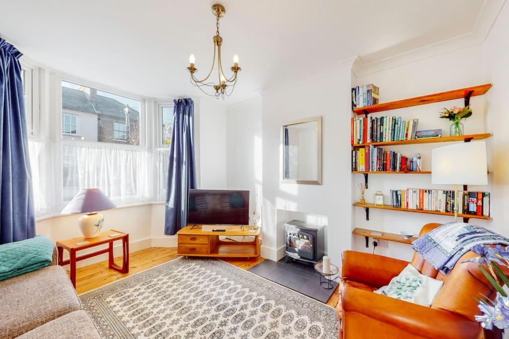 Stunning one bedroom apartment in Honor Oak