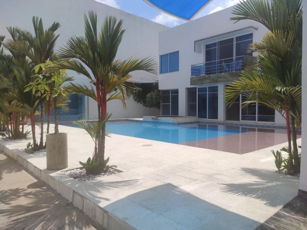 Loto Hotel Boutique Ciudad Jardin - Housity