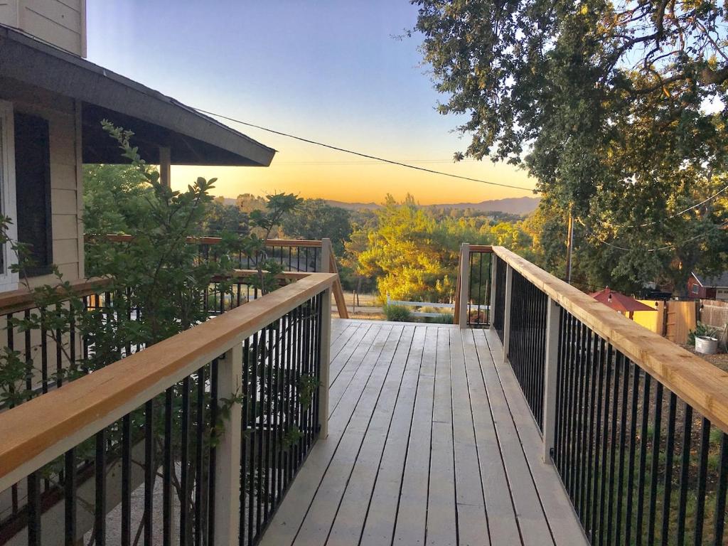 Central Coast Casa - Housity