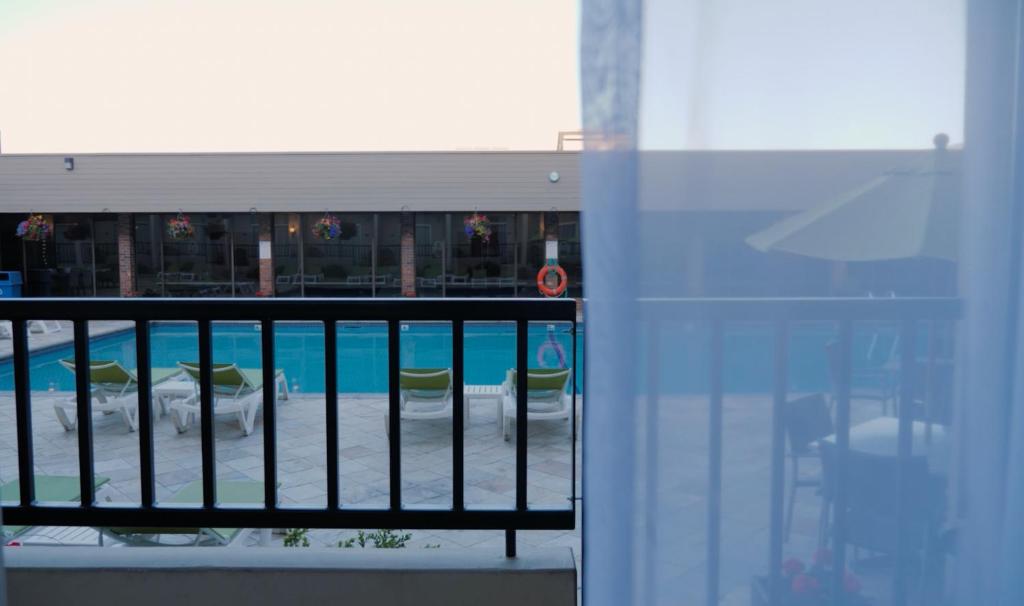 Bazén v ubytování Coast Capri Hotel nebo v jeho okolí