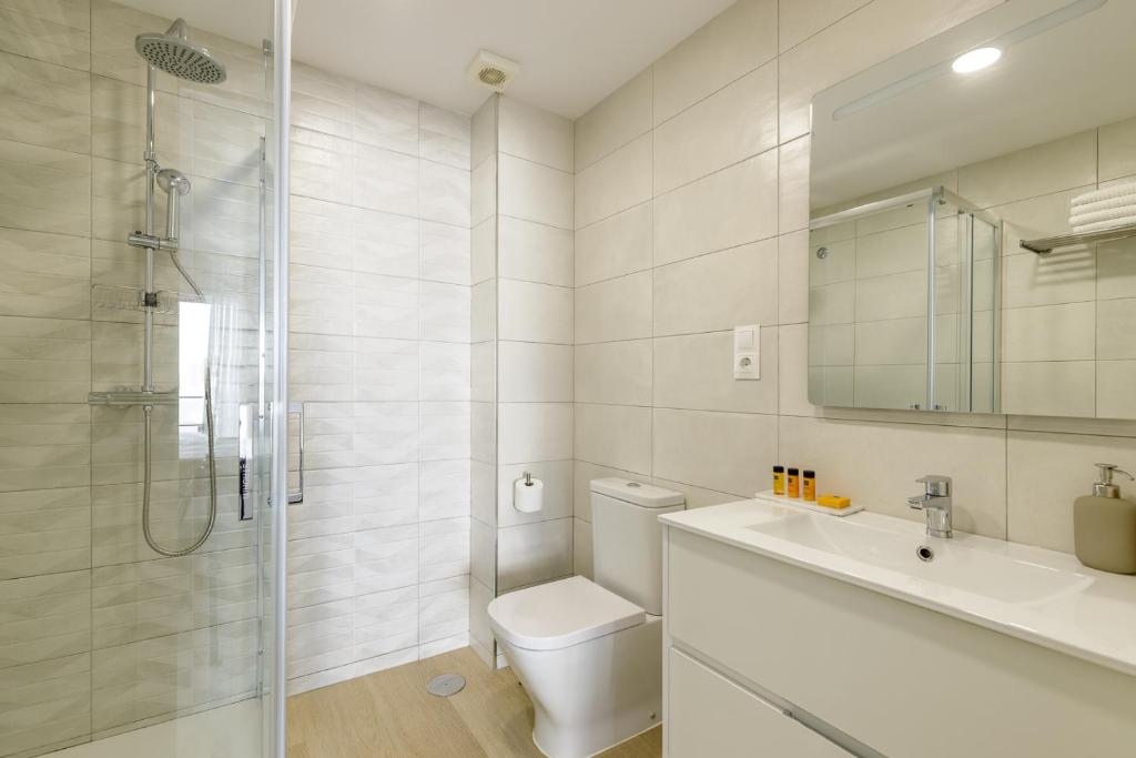 Kúpeľňa v ubytovaní Spacious & Quiet apartment by HelloMalaga - AZAHAR