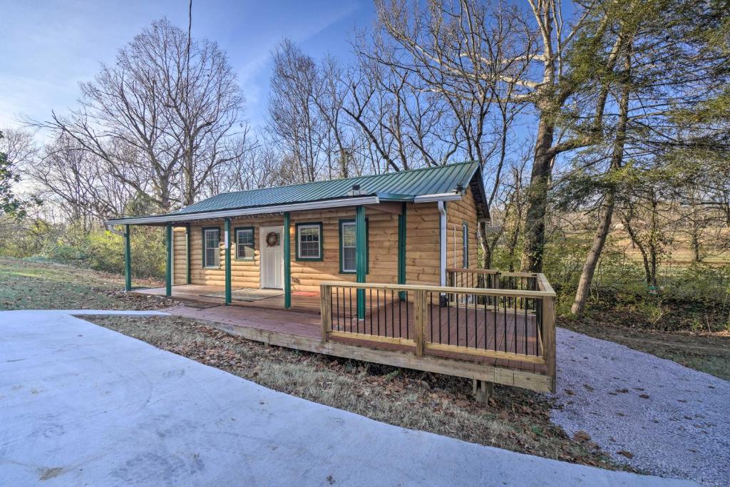 Cozy Knoxville Getaway about 8 Mi to Downtown! iarna