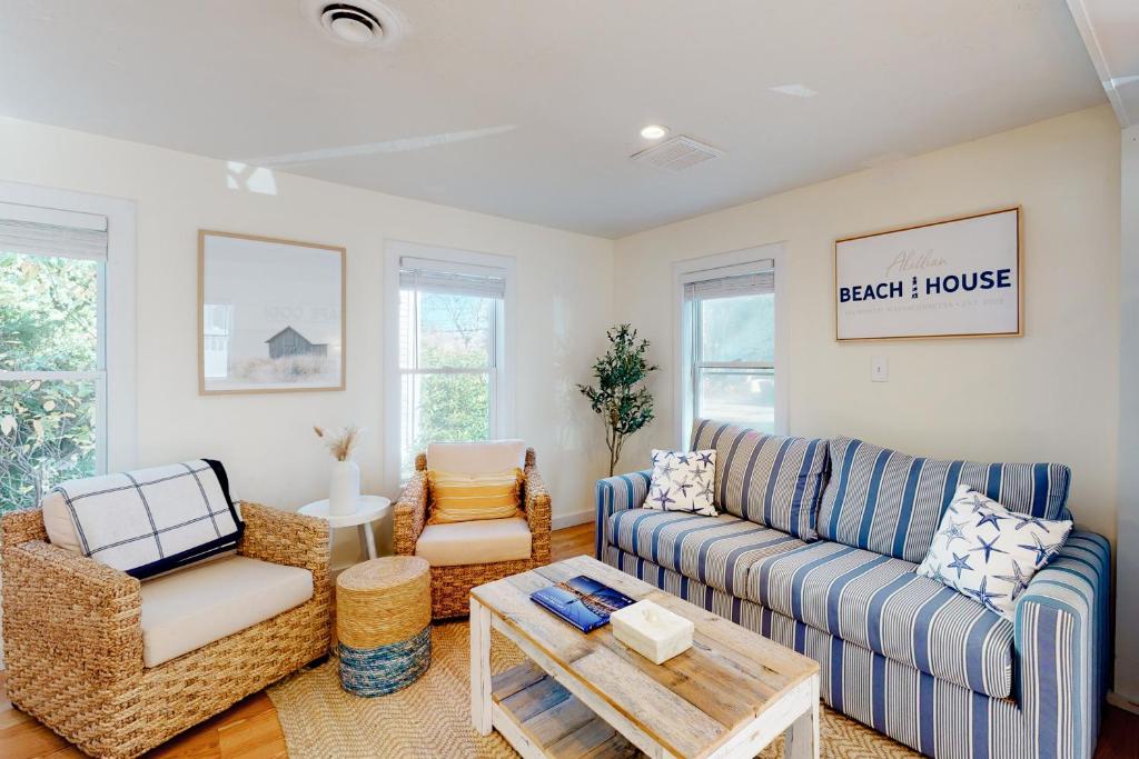 Cape Cod Charmer, Falmouth (updated prices 2024)