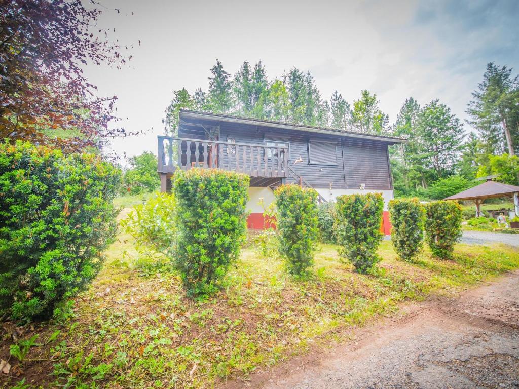 Zahrada ubytování Chalet in Rendeux with BBQ Terrace