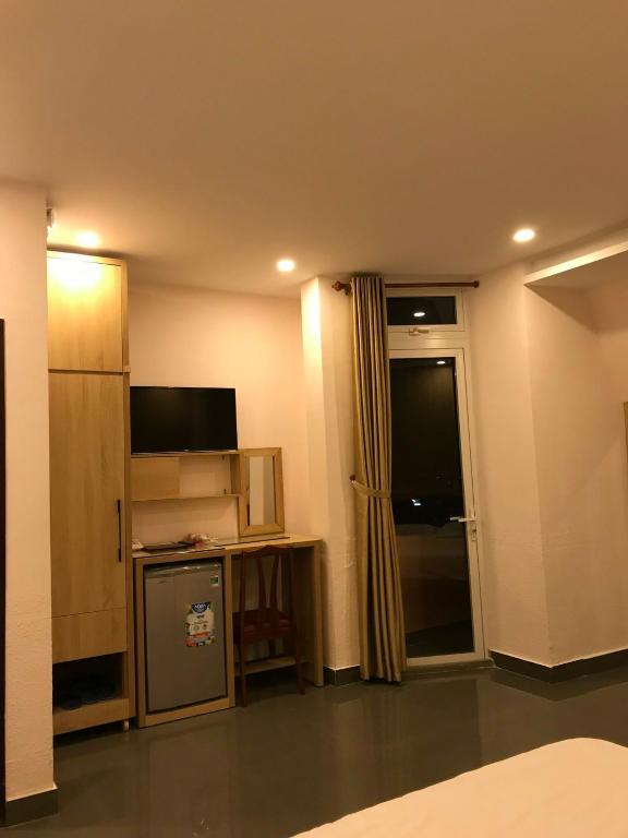 TV/trung tâm giải trí tại Tuyet Son Hotel