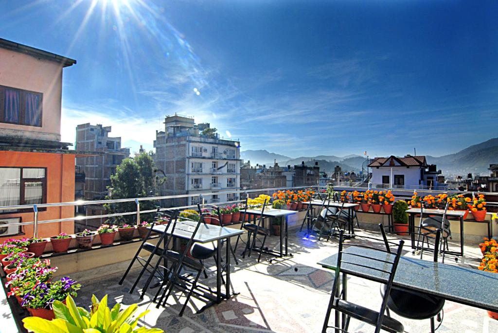 Balkón nebo terasa v ubytování Thamel Grand Hotel