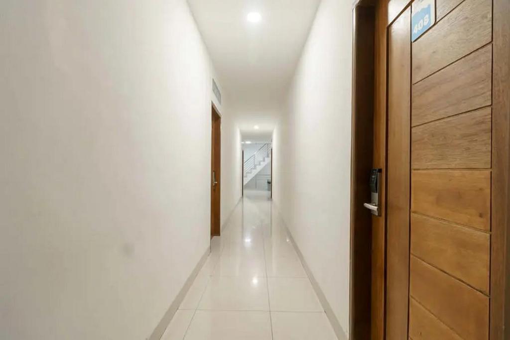Fotografie z fotogalerie ubytování RedDoorz Plus @ Cemara Asri Medan v destinaci Pulauberayan Dadap
