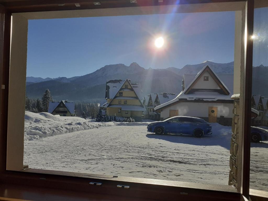 Výhľad na hory alebo výhľad na hory priamo z privátu