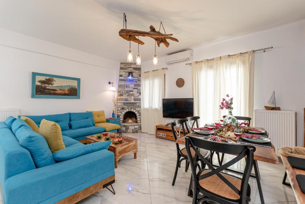 Best Friends & Fam apt,Town of Naxos island,by NaxosVibe