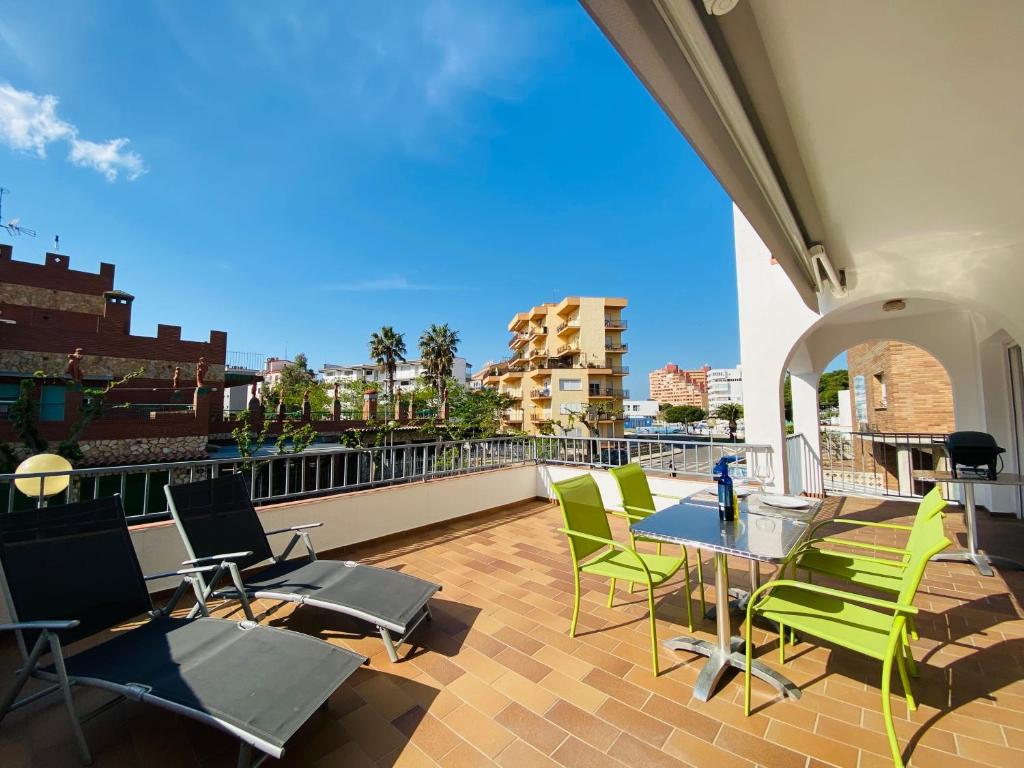 Balkón nebo terasa v ubytování APARTAMENTOS AQUARIUM (1C). BIG TERRACE.
