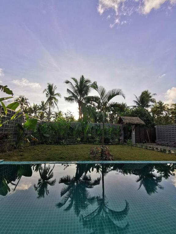 Bazén v ubytování Domu Mia Villa Siargao nebo v jeho okolí