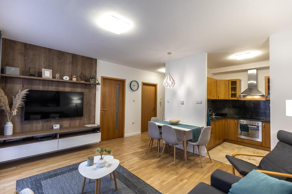 Kuchyňa alebo kuchynka v ubytovaní Pleasure Place Apartment