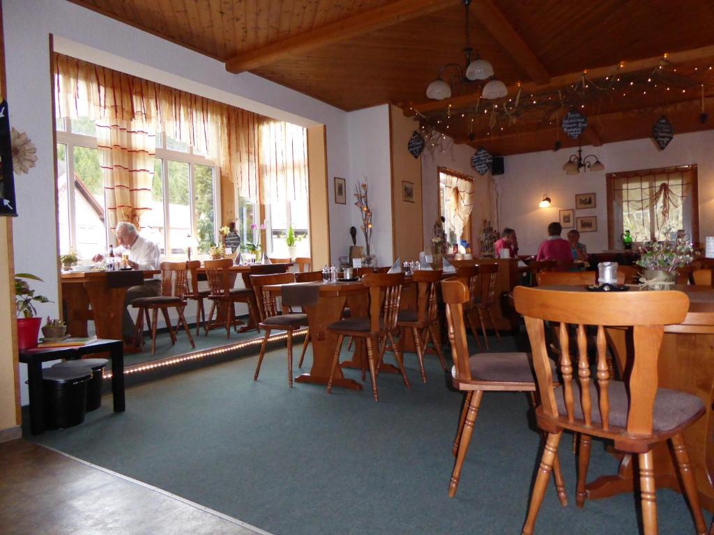 Restoran või mõni muu söögikoht majutusasutuses Pension Waldschlösschen