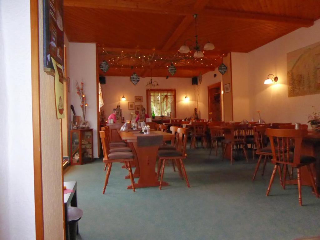 Restoran või mõni muu söögikoht majutusasutuses Pension Waldschlösschen