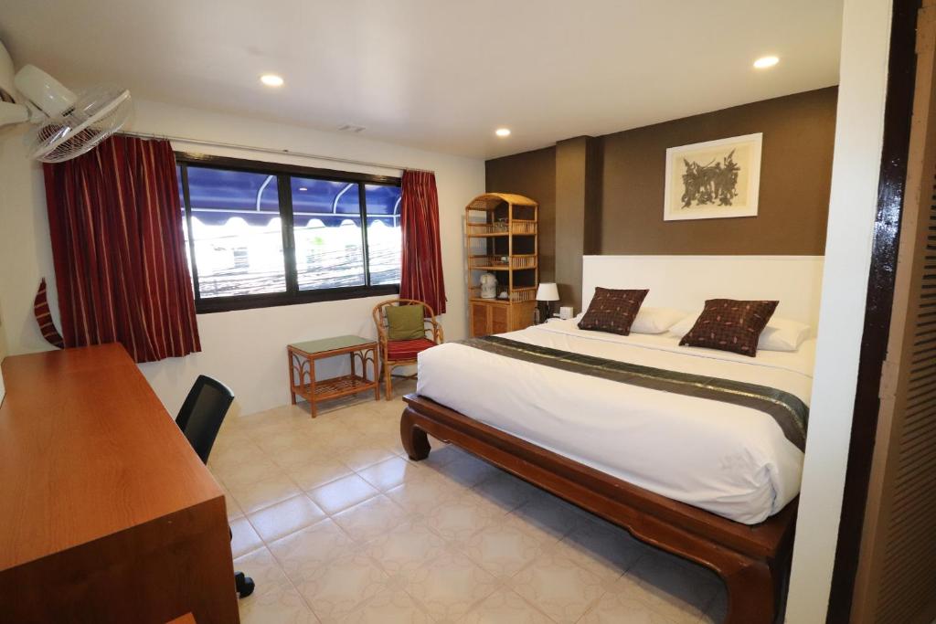 Summer Breeze Hotel - Resim 42