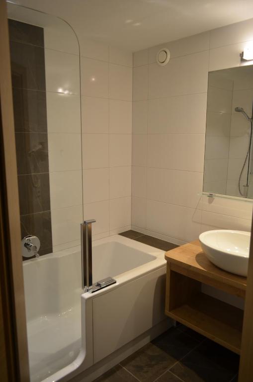 Kúpeľňa v ubytovaní Apartment Dorfjuwel
