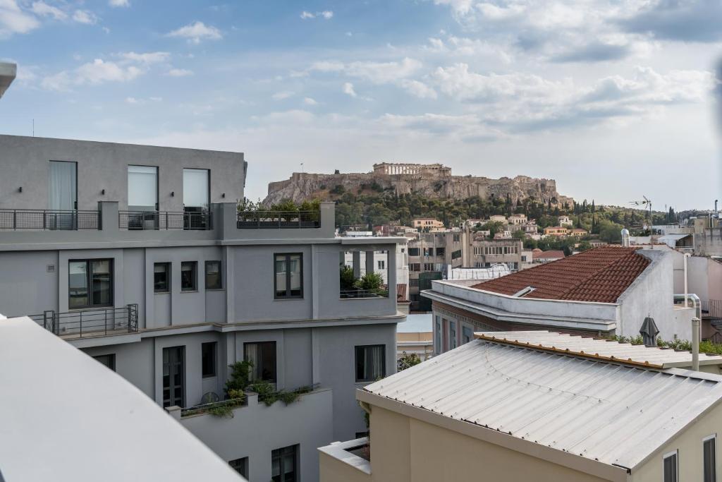 Nespecifikovaný výhled na destinaci Atény nebo výhled na město při pohledu z hostelu