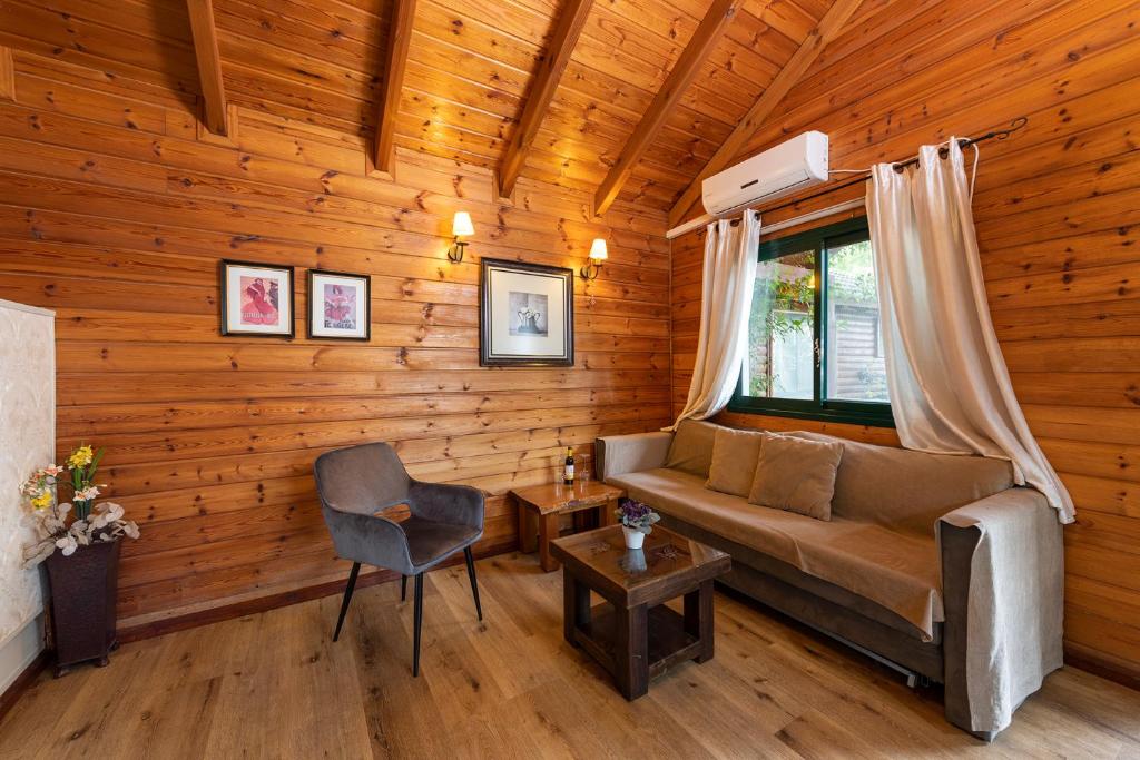 Posezení v ubytování Nof Kineret Suites