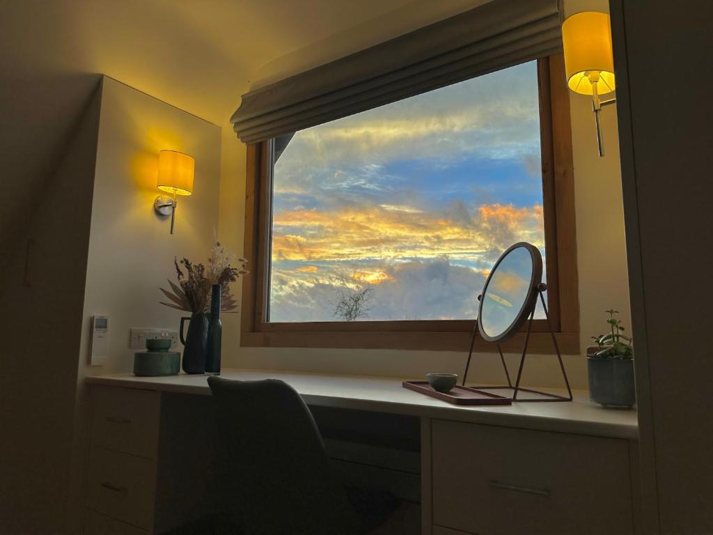The Pheasantry - Deluxe King Room