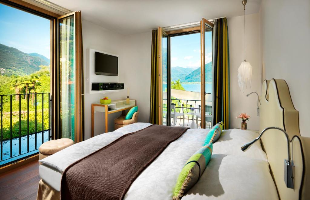 Nespecifikovaný výhled na hory nebo výhled na hory při pohledu z hotelu