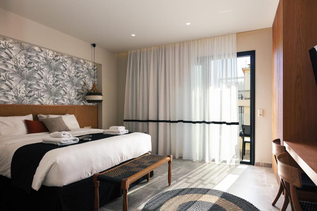 Chapter 02 Gallery Suites - 1