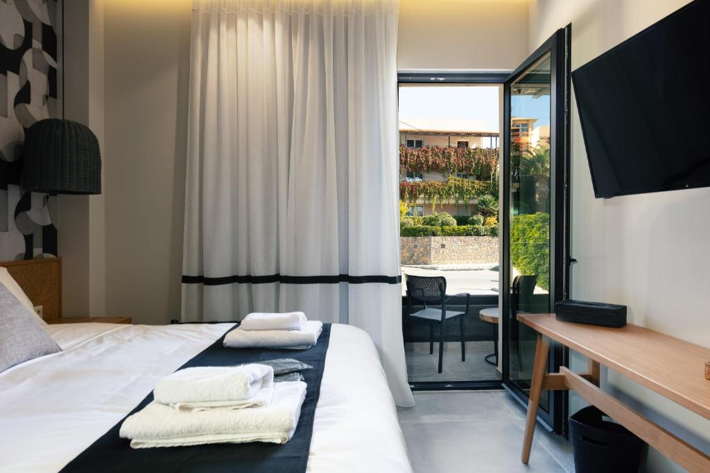 Chapter 02 Gallery Suites - 13