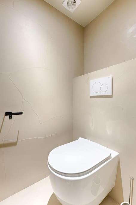 Fotografia z galérie ubytovania MyKeypers - Design & Luxury Duplex 2BR/6P - Bastille/Marais 4 v Paríži