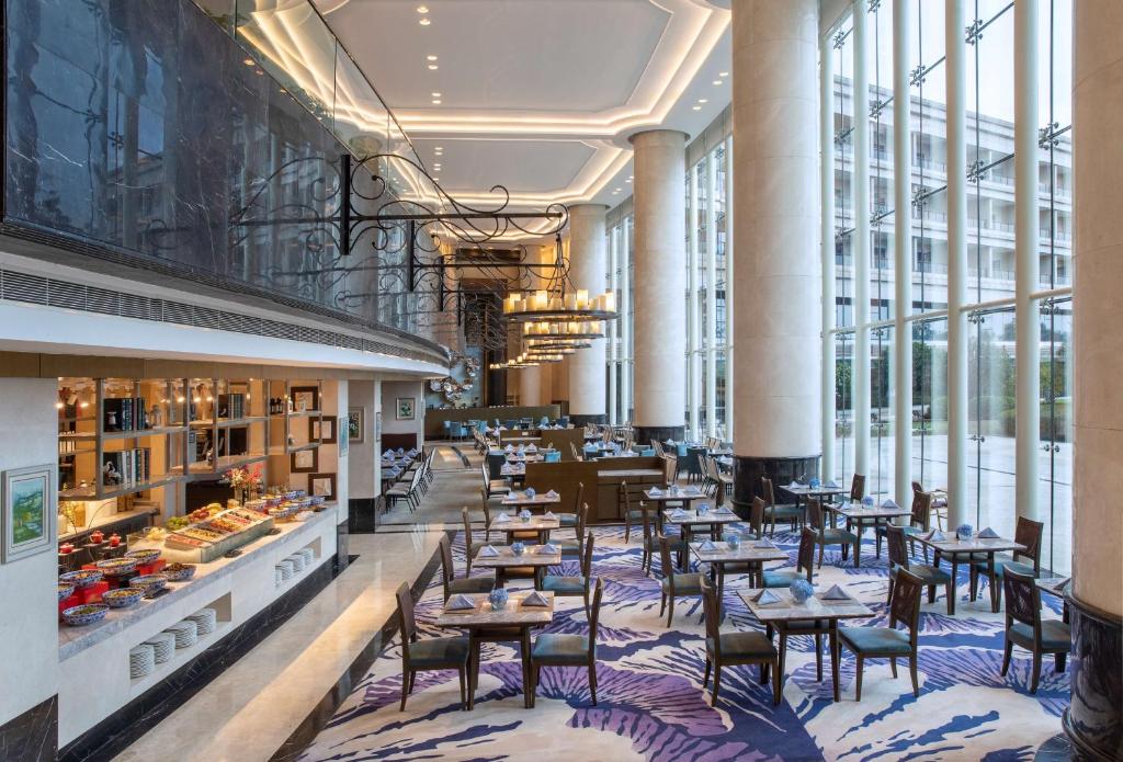 Posezení v ubytování Radisson Blu Hotel Wuhan ETD Zone