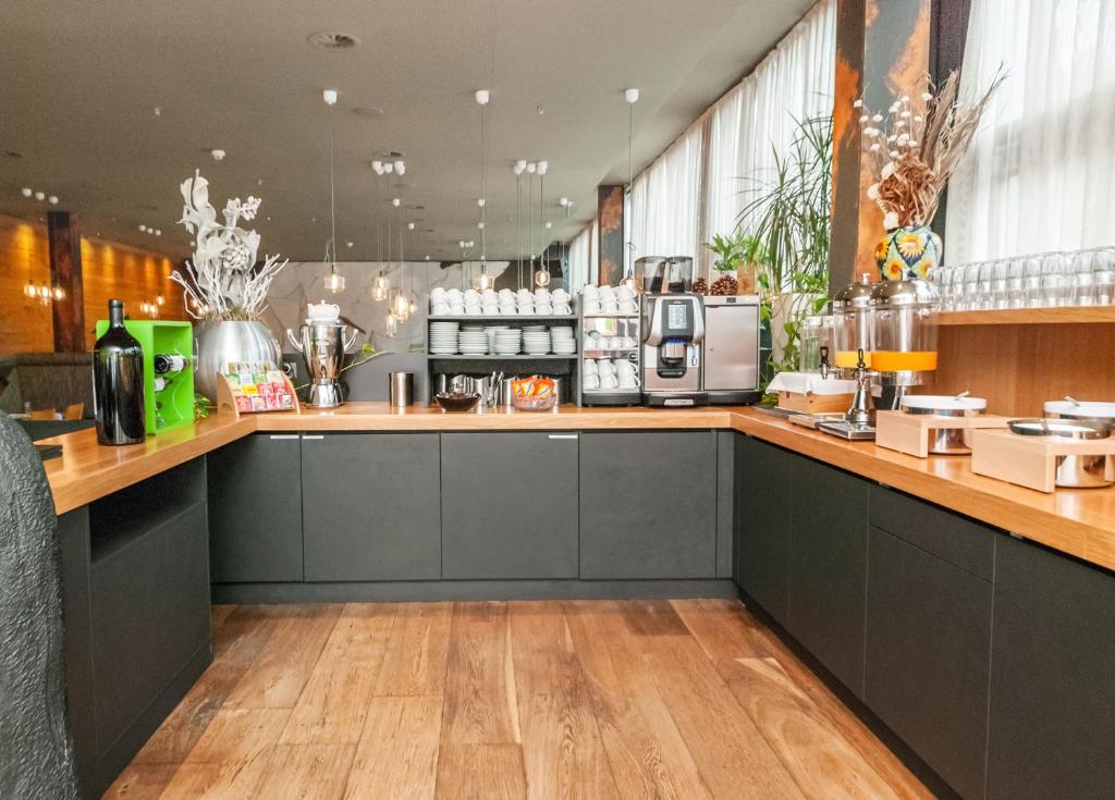 Nápoje v ubytování Tailormade Hotel SIHLPARK Schindellegi