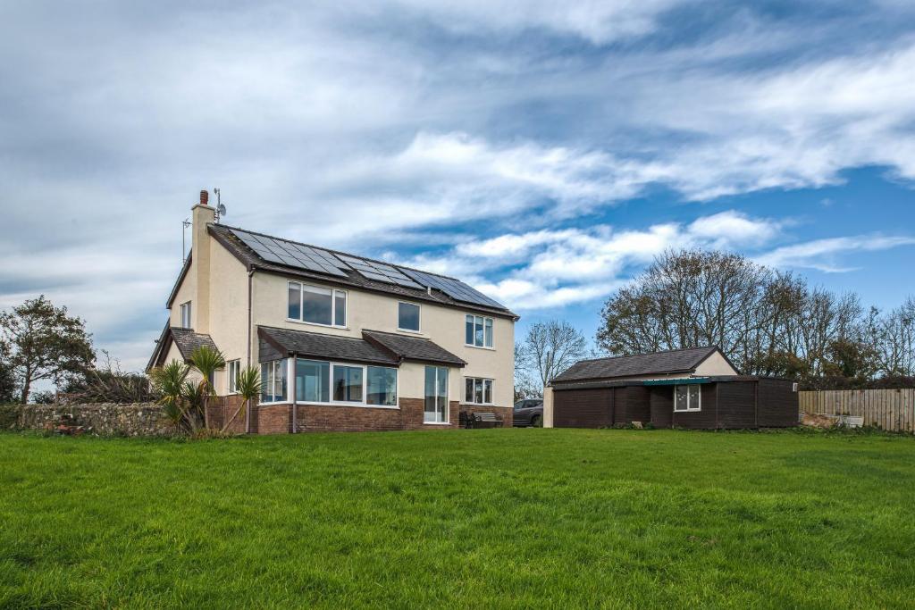 Clai Cerrig, Llangefni (updated prices 2024)