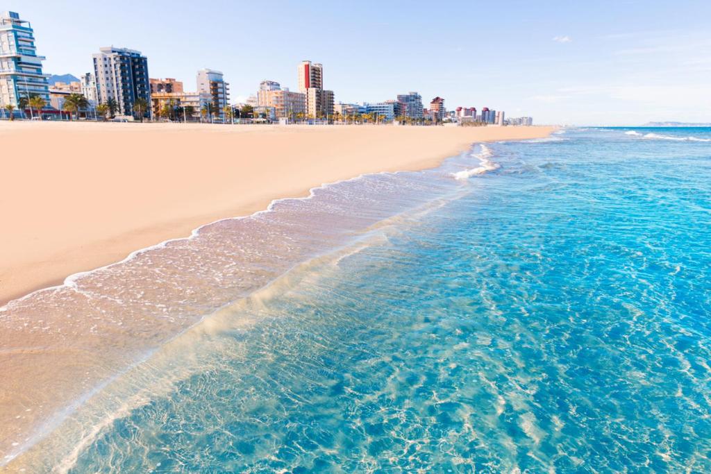 Chambre privé, Gandía – Updated 2023 Prices