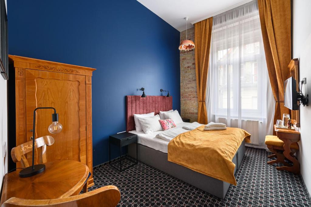 Giselle Vintage Doubles - Adults Only - Resim 7