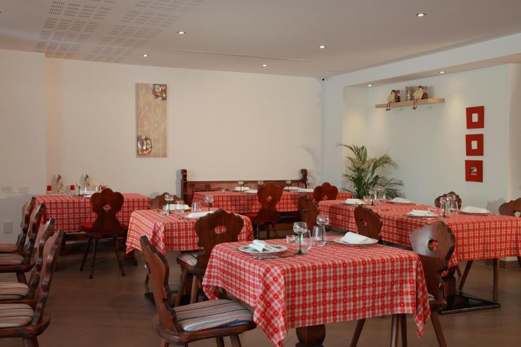 Restaurace v ubytování Les Portes de la Vallee
