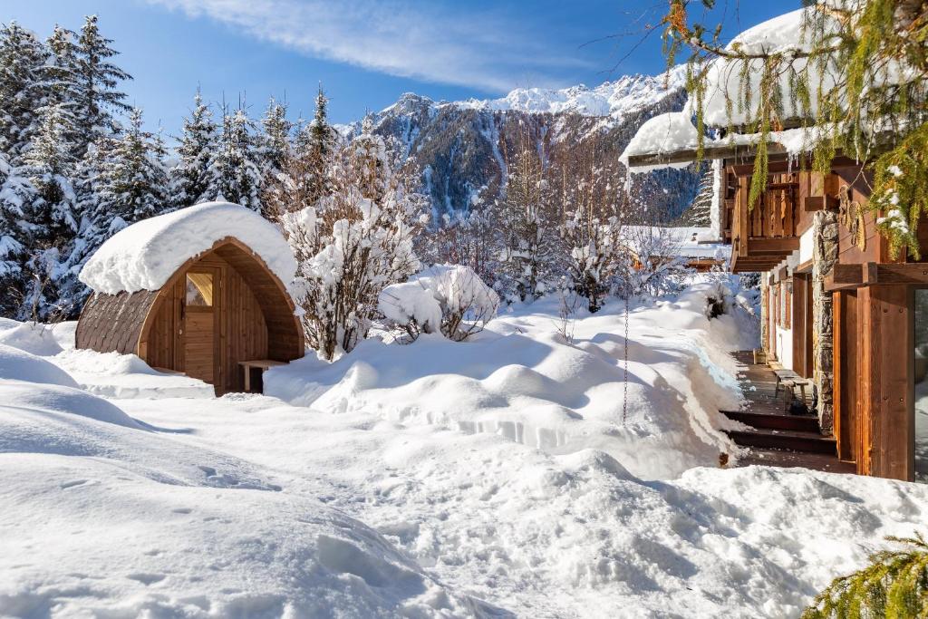 280sqm Chalet 5 BR Sauna Cinema Close to ski lift