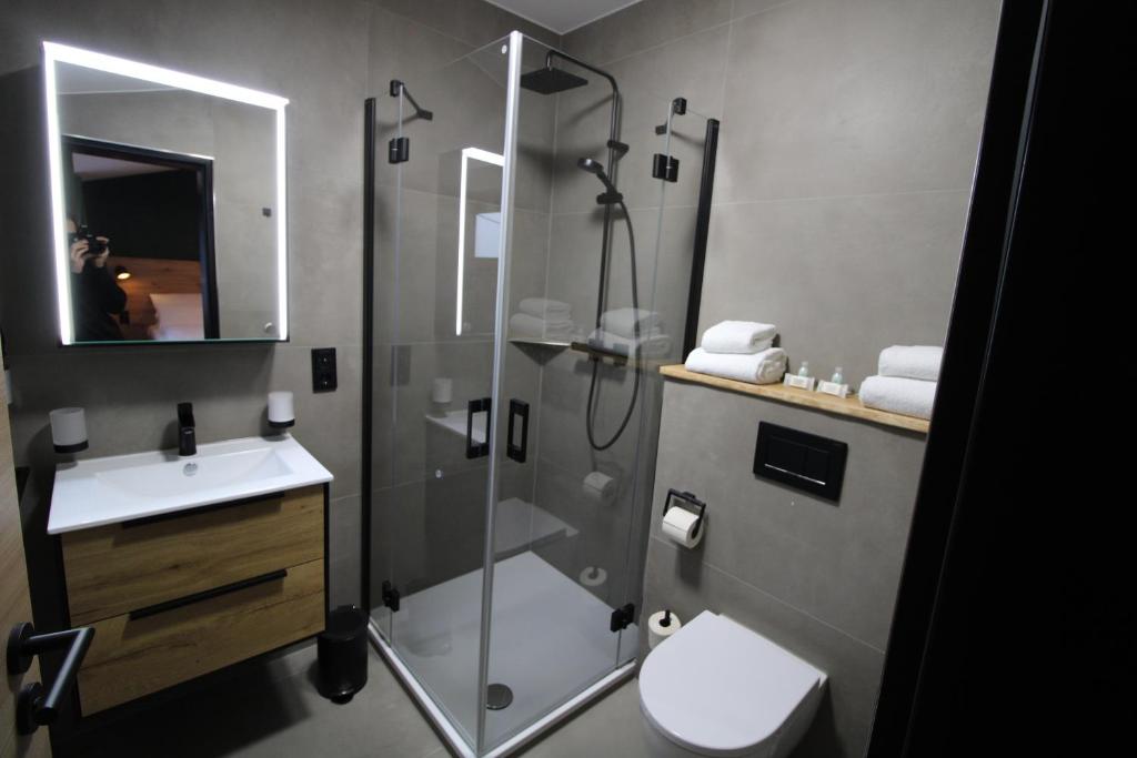 Koupelna v ubytování DER Hirsch Hotel